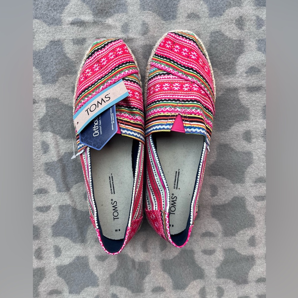 Toms Colorful Patterned Espadrilles - Picture 3 of 4